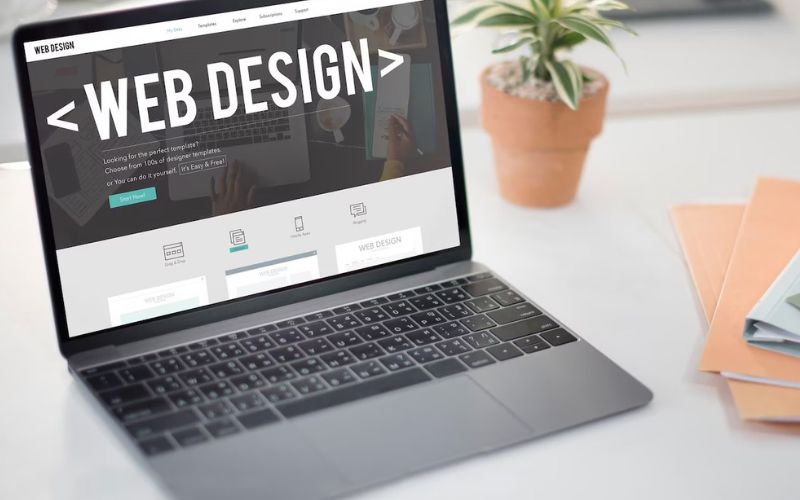 Giao diện được thiết kế thẩm mỹ, thân thiện là điểm cộng lớn cho một website