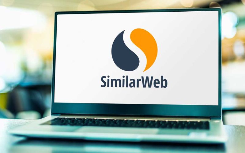 Similarweb cũng là một công cụ đánh giá trang web hữu ích